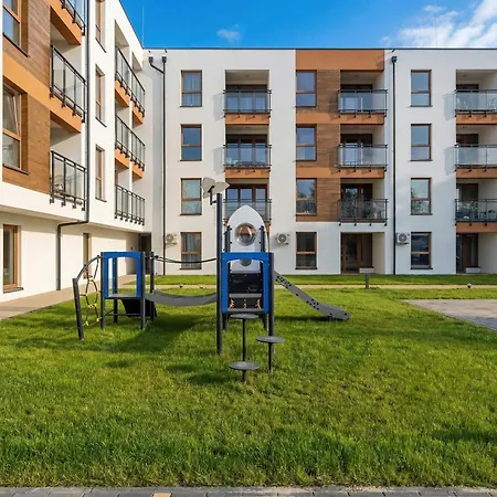 Przestronny Z Balkonem I Parkingiem Blisko Plaży I Jeziora By Renters Apartament *